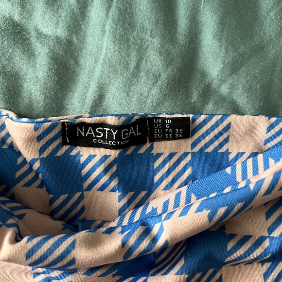 Nasty Gal Bandeau Bikini - Picture 3 of 6